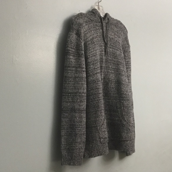 Old Navy extra large sweater with hoodie - Picture 11 of 13